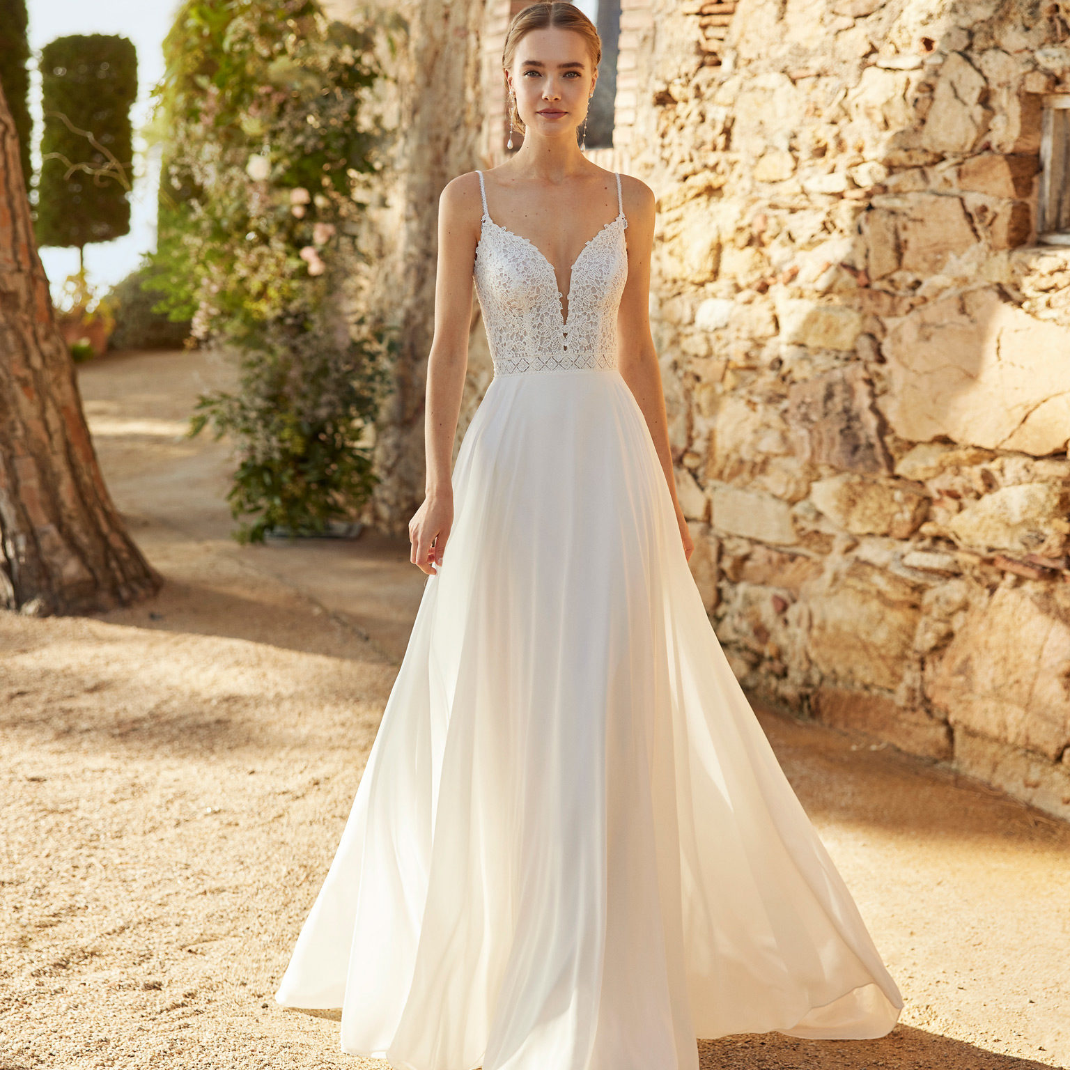 RIHAN robe de mariée Espace Mariage
