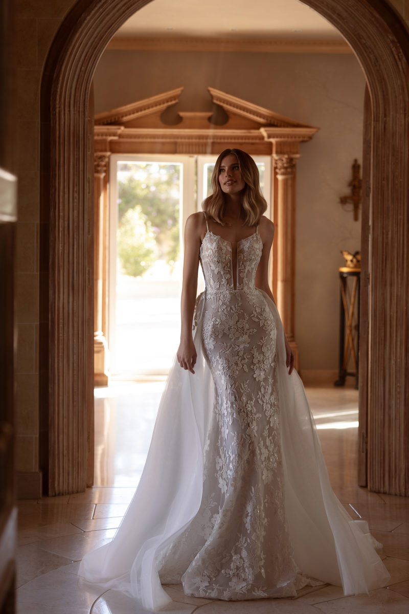 robe valya oliver martino
