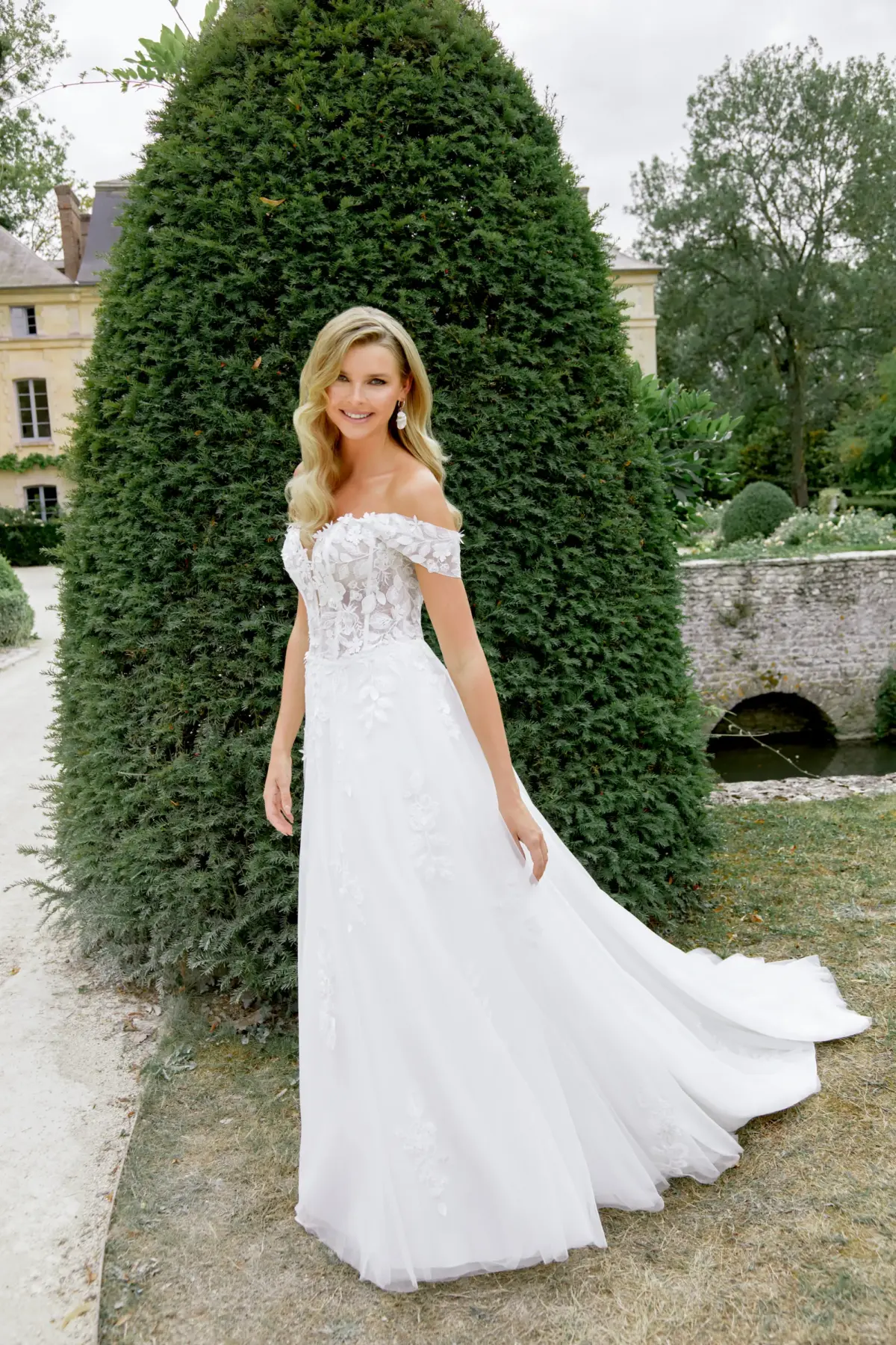 44520 FF Sincerity Bridal 2