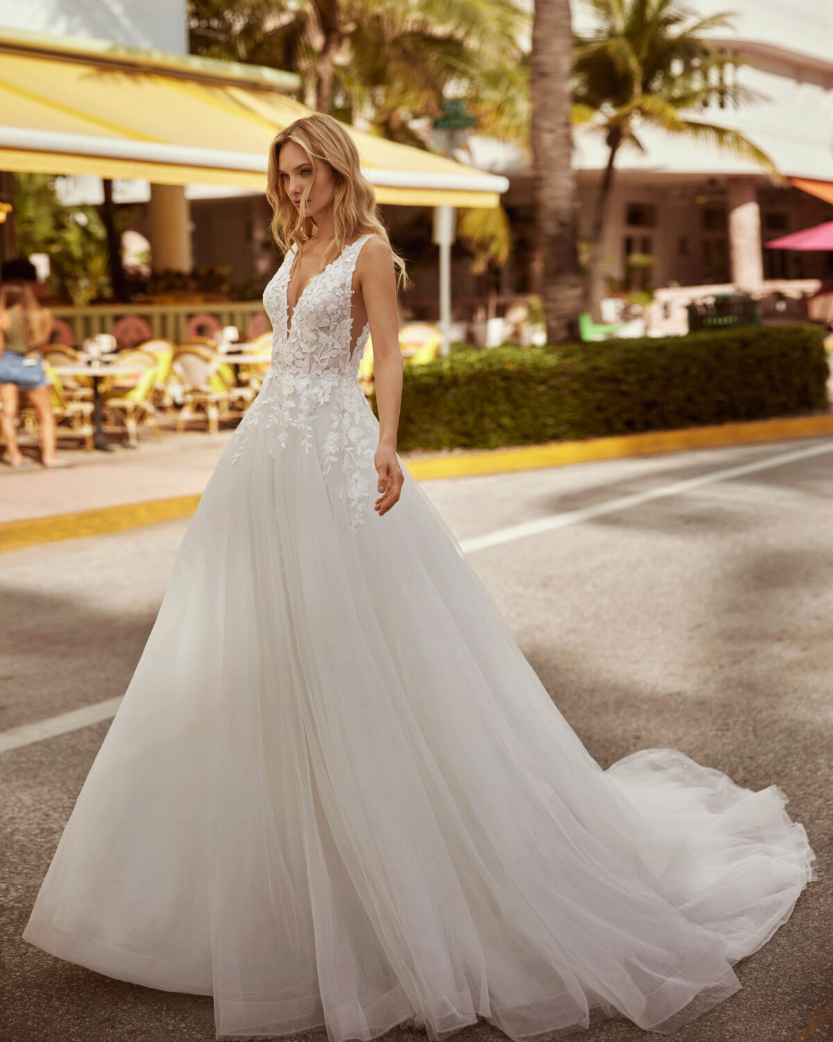 8S34 CHAROL LUNA NOVIAS 3