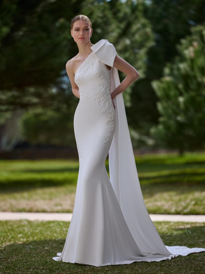NEUA PRONOVIAS
