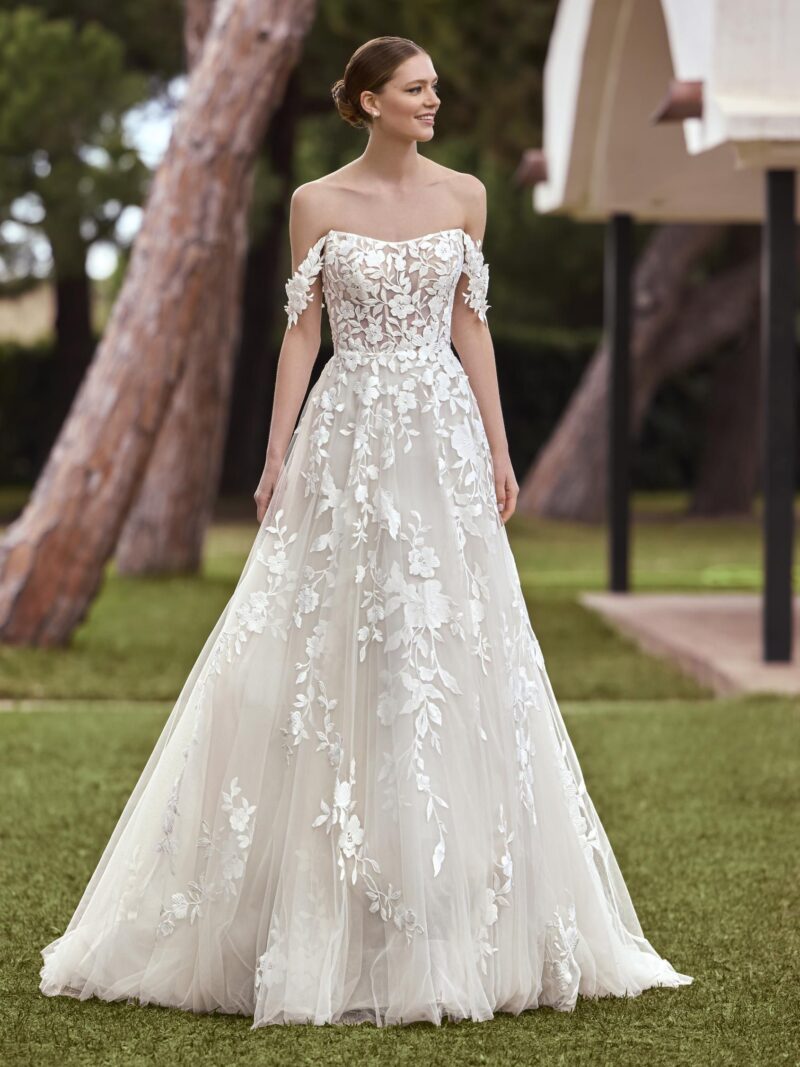 sybil pronovias