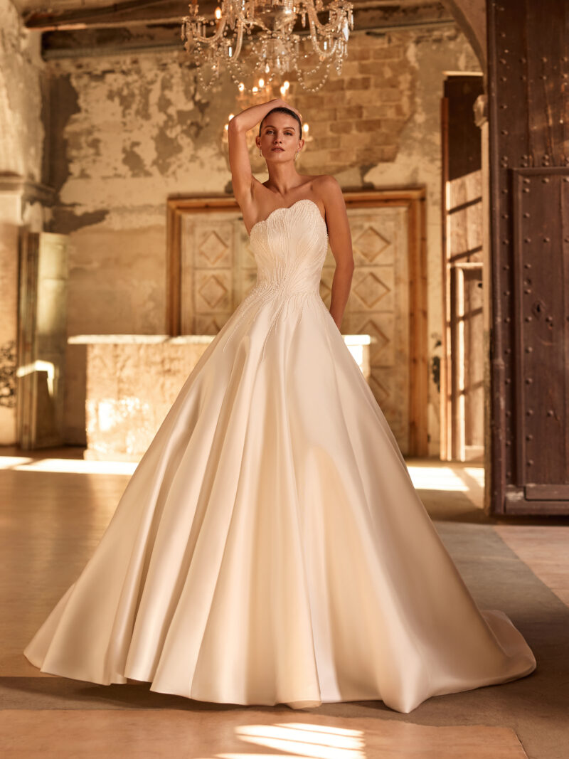 HEVERLY PRONOVIAS PRIVÉ